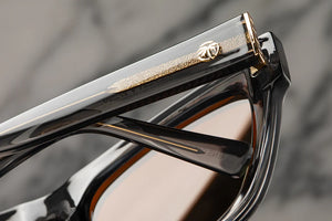 MARILYN SUNGLASSES: Bingkai Hitam x Rose Gold