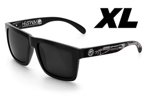 XL VISE SONNENBRILLE: Schwarz